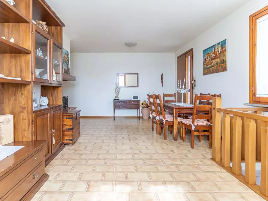 Immagine 8 di Appartamento in vendita  a Lamporecchio