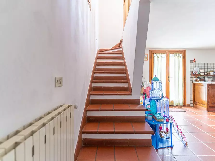 Immagine 10 di Appartamento in vendita  a Lamporecchio