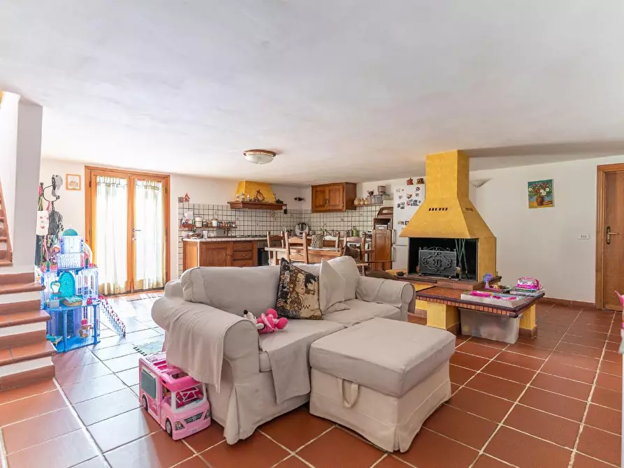 Immagine 11 di Appartamento in vendita  a Lamporecchio