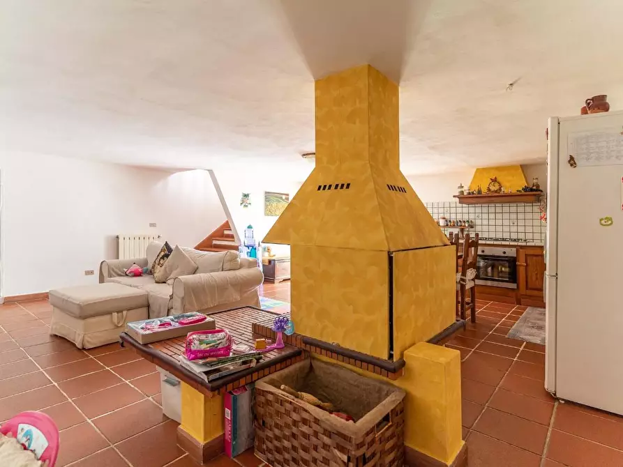 Immagine 16 di Appartamento in vendita  a Lamporecchio