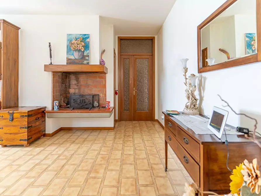 Immagine 5 di Appartamento in vendita  a Lamporecchio