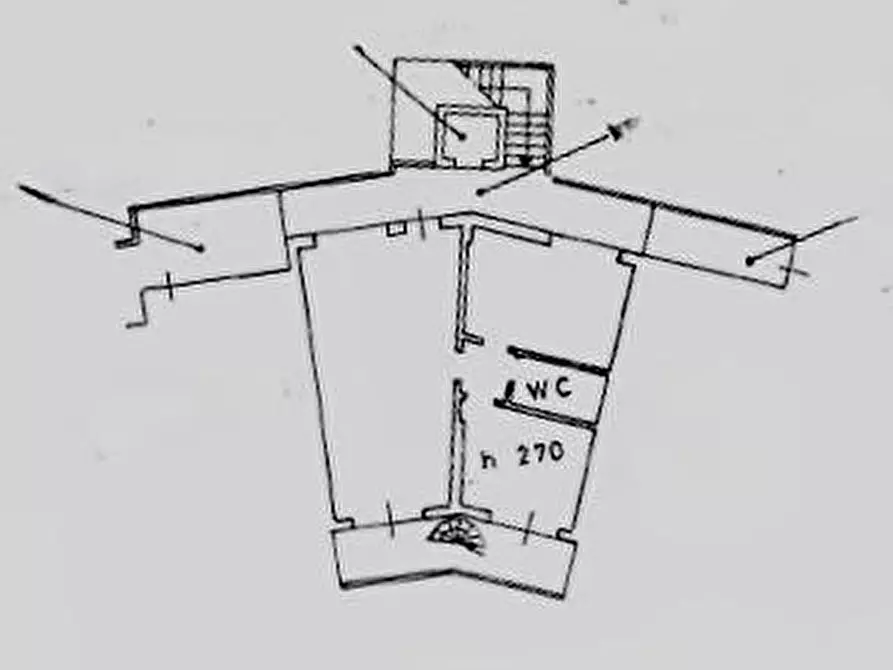 Immagine 14 di Appartamento in vendita  a Pisa