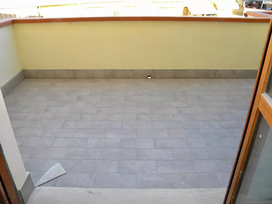 Immagine 11 di Appartamento in vendita  a Pisa