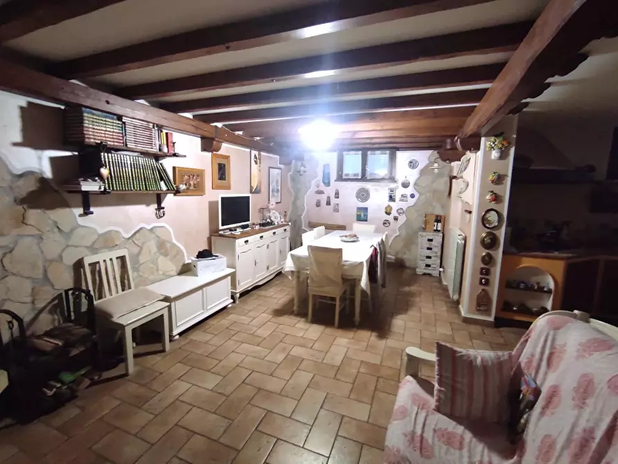 Immagine 22 di Casa semindipendente in vendita  a Castelnuovo Magra