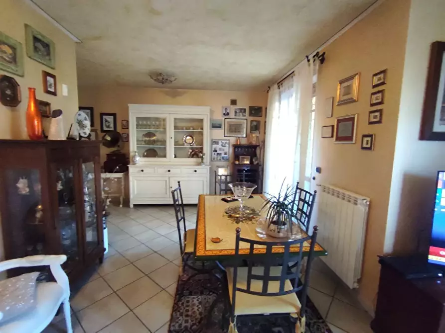 Immagine 3 di Casa semindipendente in vendita  a Castelnuovo Magra