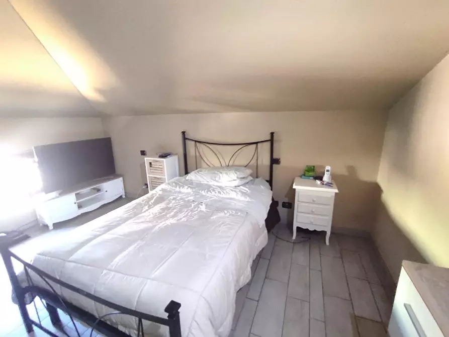 Immagine 15 di Casa semindipendente in vendita  a Castelnuovo Magra