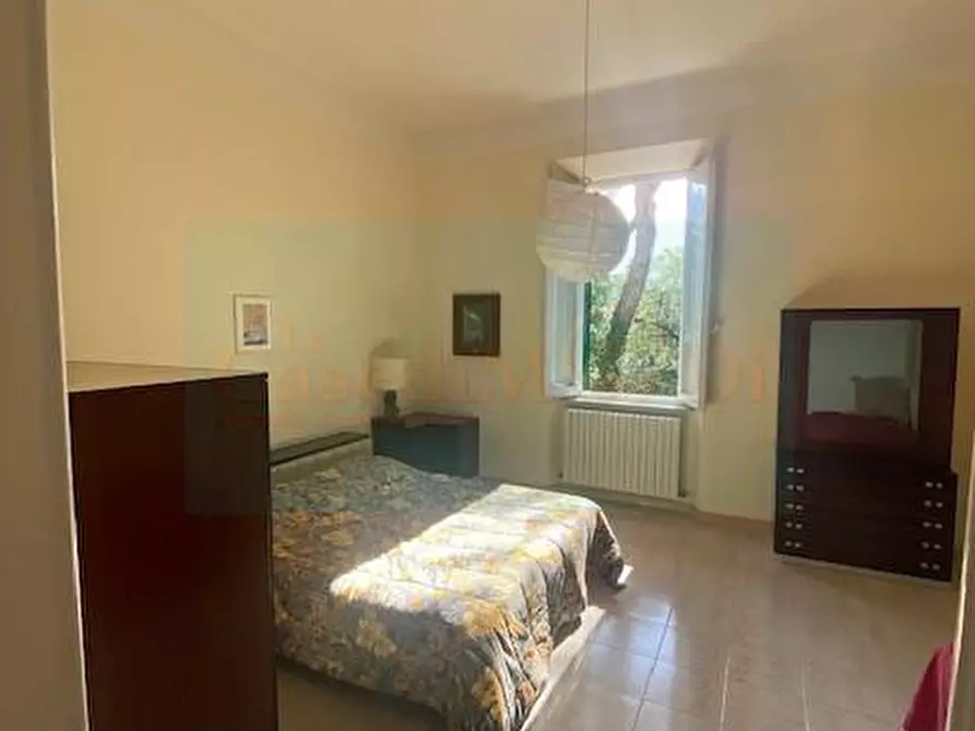 Immagine 35 di Villa in vendita  a Livorno