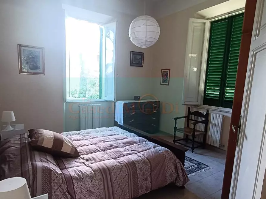 Immagine 43 di Villa in vendita  a Livorno