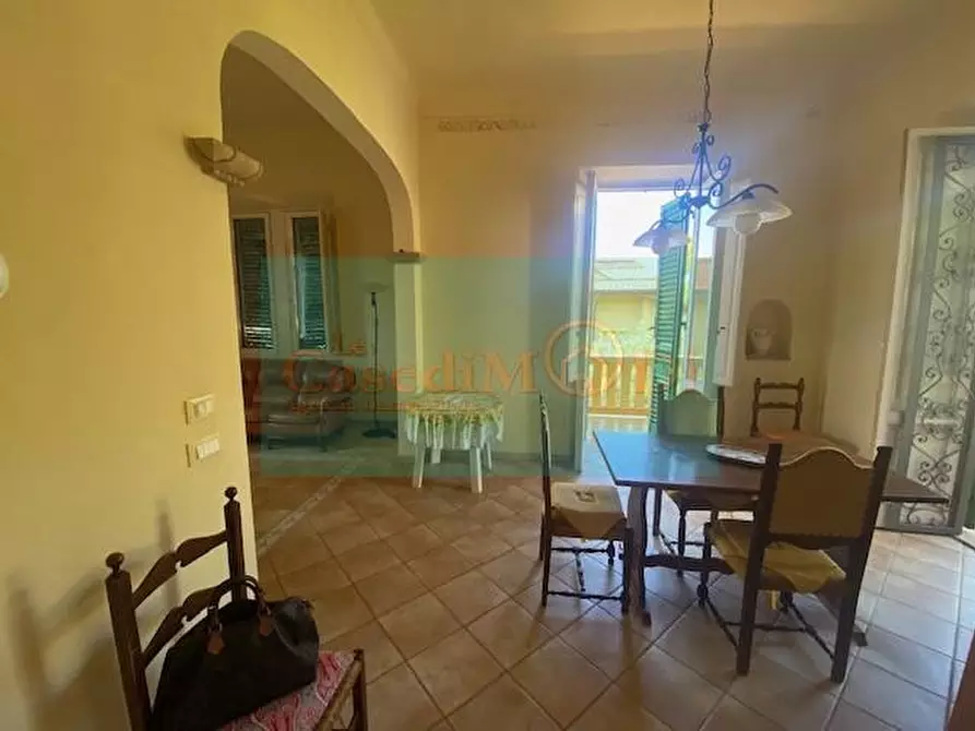 Immagine 19 di Villa in vendita  a Livorno