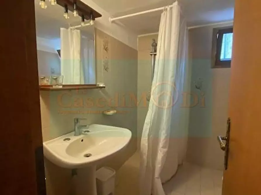 Immagine 50 di Villa in vendita  a Livorno