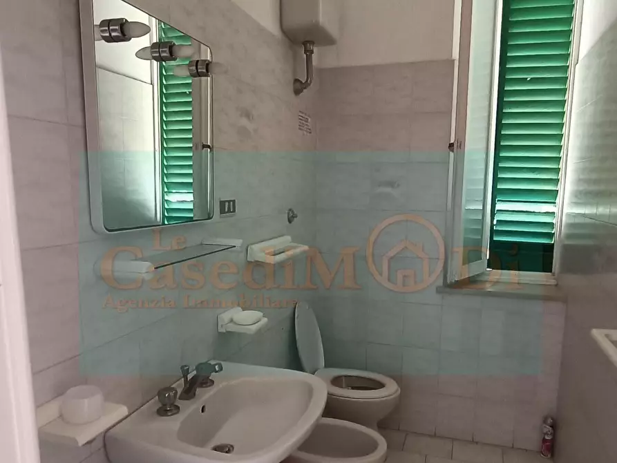 Immagine 44 di Villa in vendita  a Livorno