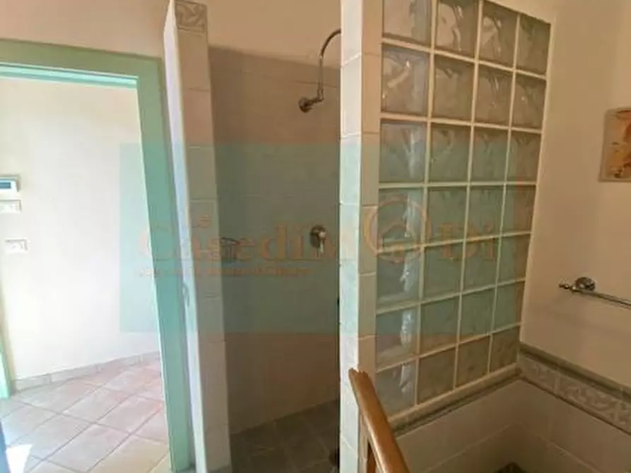 Immagine 26 di Villa in vendita  a Livorno