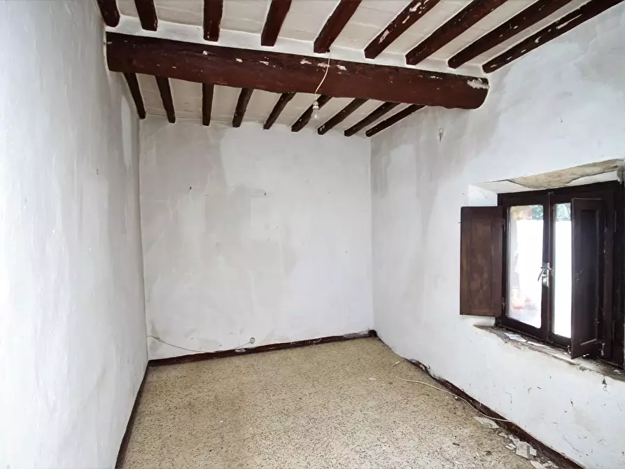 Immagine 22 di Casa colonica in vendita  a Gaiole In Chianti