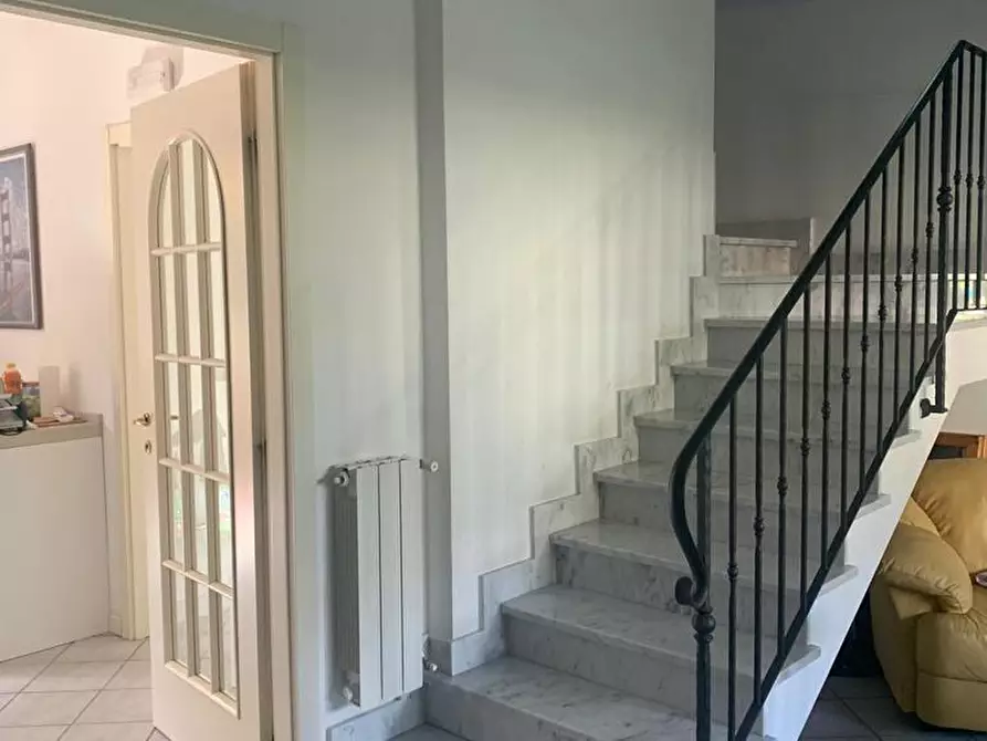 Immagine 3 di Casa bifamiliare in vendita  a Forte Dei Marmi
