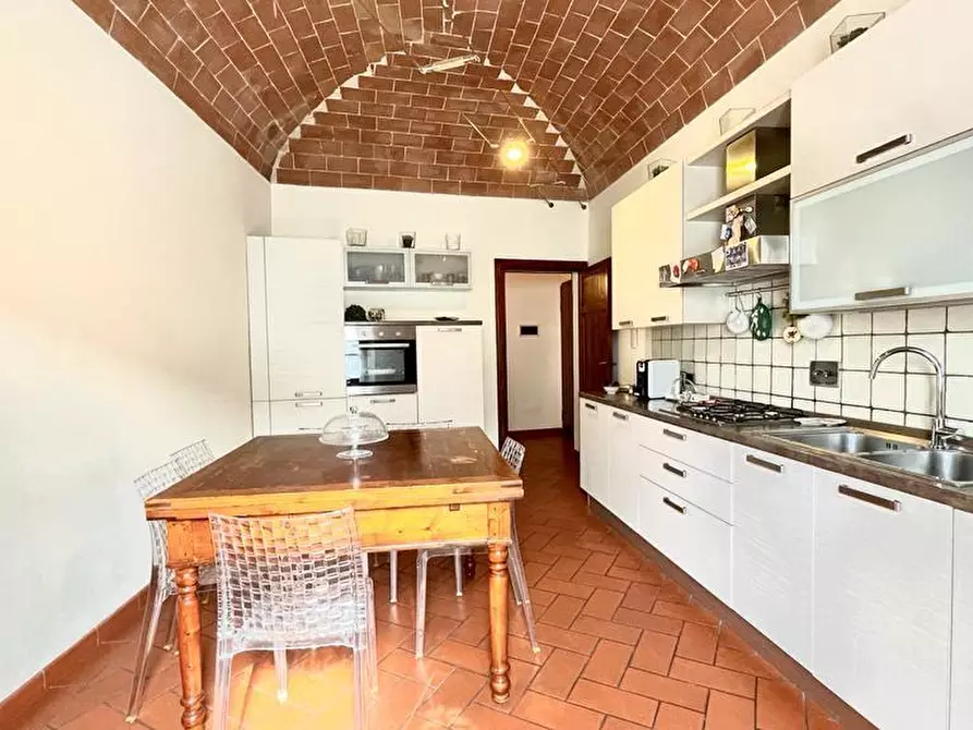 Immagine 5 di Appartamento in vendita  a Cascina