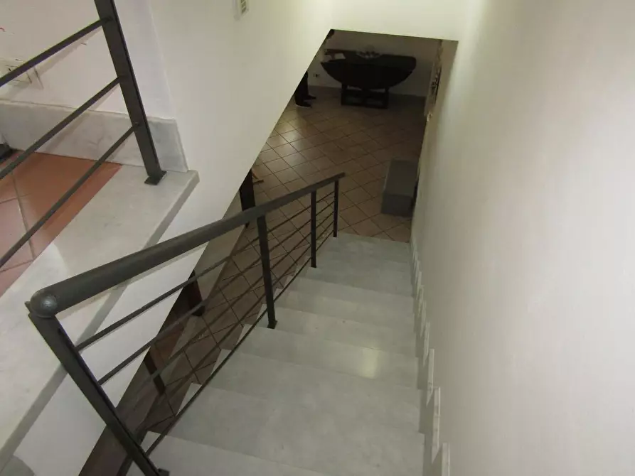 Immagine 12 di Appartamento in vendita  a Carrara