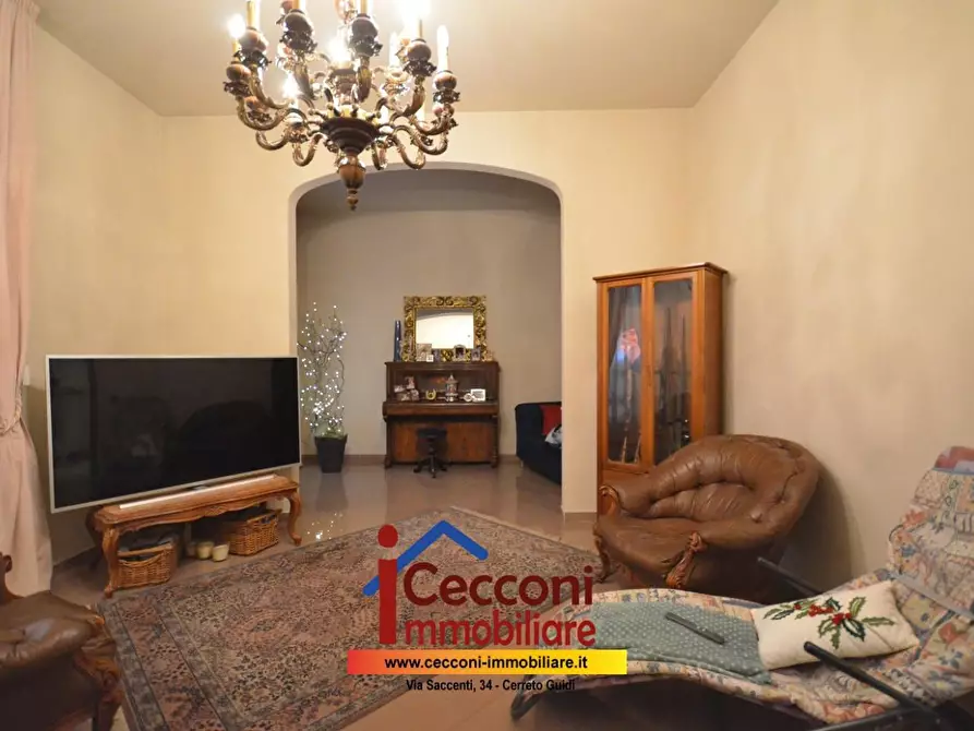 Immagine 10 di Appartamento in vendita  a Empoli