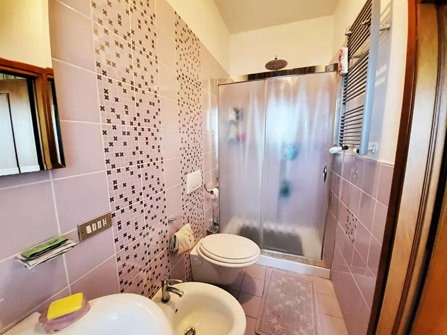 Immagine 8 di Appartamento in vendita  a Cascina