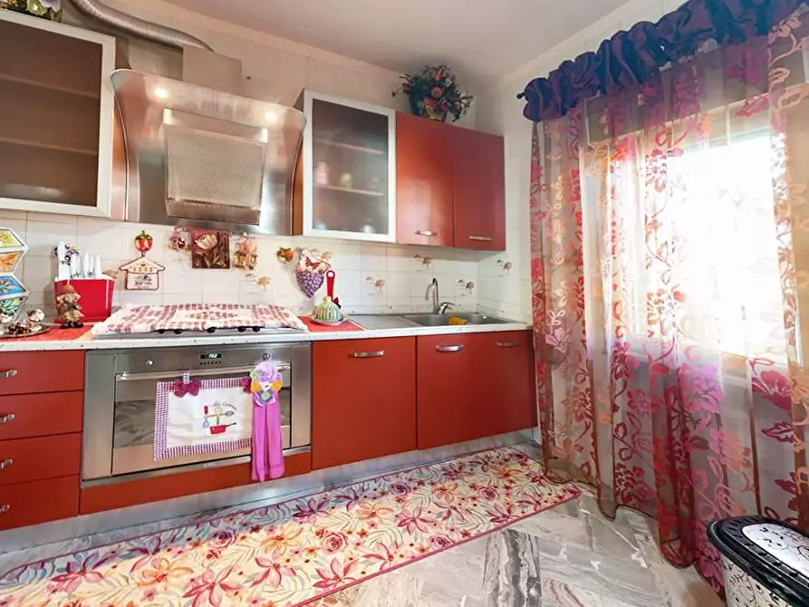 Immagine 6 di Appartamento in vendita  a Cascina