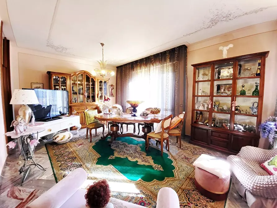 Immagine 1 di Appartamento in vendita  a Cascina