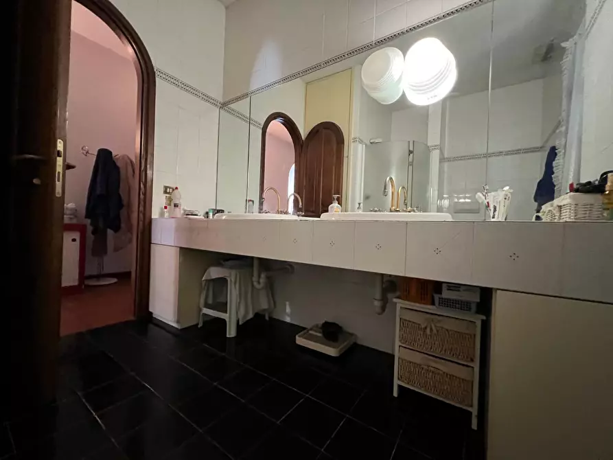 Immagine 45 di Villa in vendita  a San Miniato