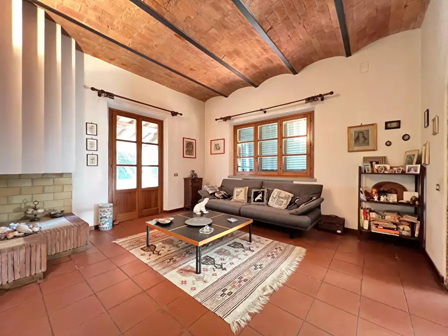 Immagine 34 di Villa in vendita  a San Miniato