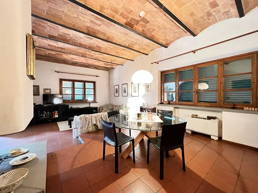 Immagine 27 di Villa in vendita  a San Miniato