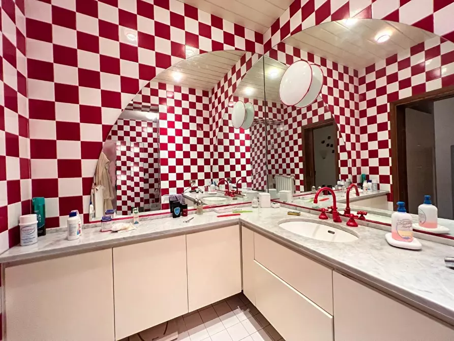 Immagine 29 di Villa in vendita  a San Miniato