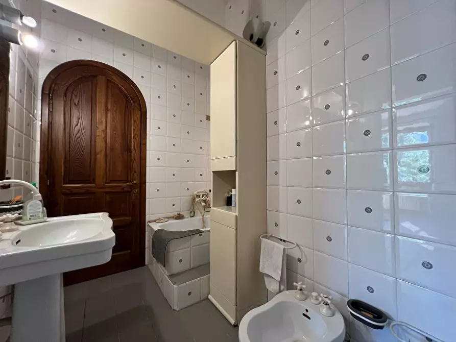 Immagine 42 di Villa in vendita  a San Miniato