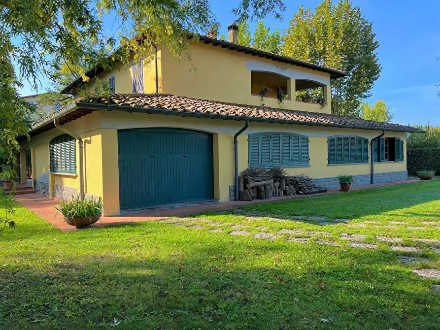 Immagine 10 di Villa in vendita  a San Miniato