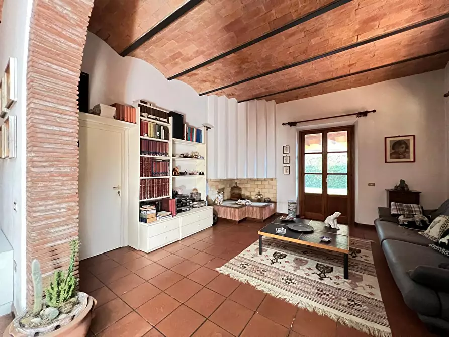 Immagine 22 di Villa in vendita  a San Miniato