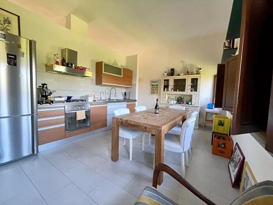 Immagine 7 di Appartamento in vendita  a Pontedera