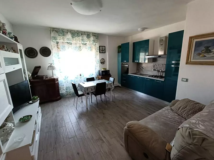 Immagine 2 di Appartamento in vendita  a Rosignano Marittimo