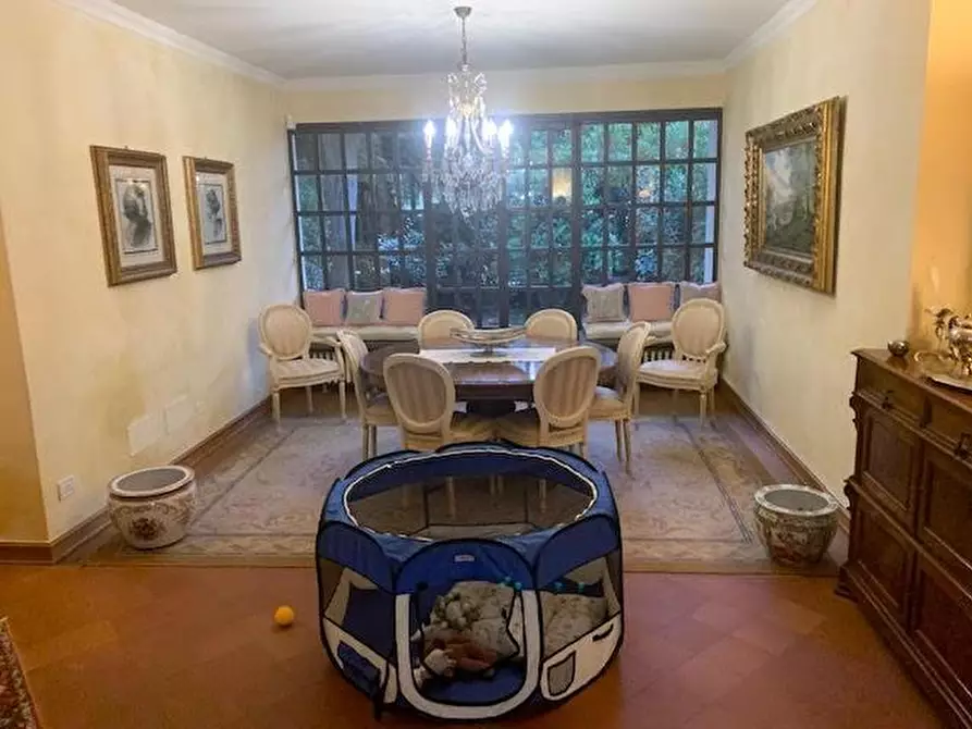 Immagine 7 di Villa in vendita  a Pisa
