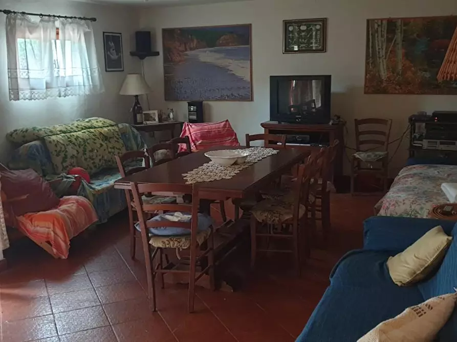 Immagine 21 di Villa in vendita  a Pisa