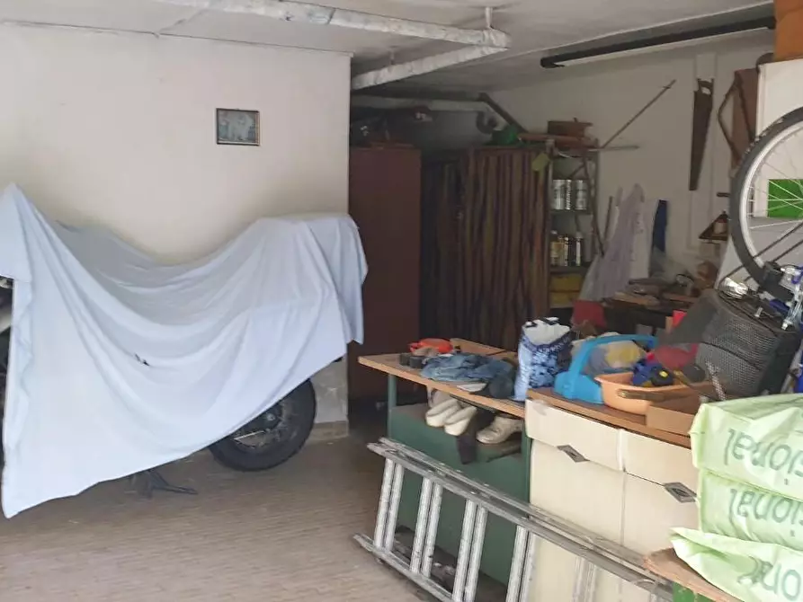 Immagine 14 di Villa in vendita  a Pisa