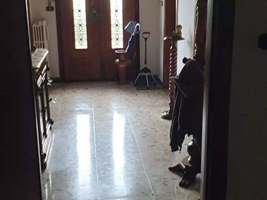 Immagine 43 di Villa in vendita  a Pisa