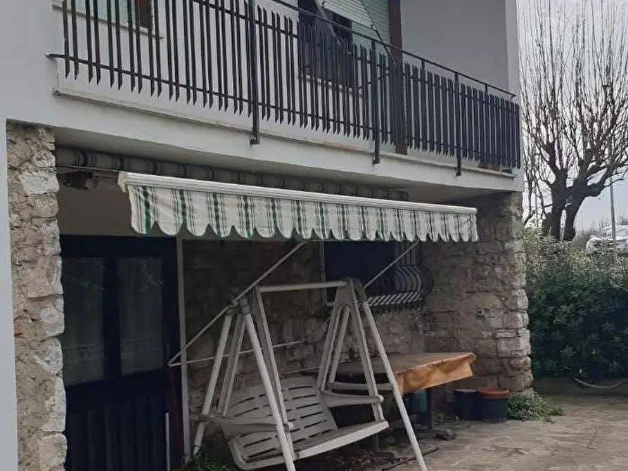 Immagine 6 di Villa in vendita  a Pisa