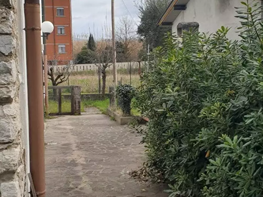 Immagine 7 di Villa in vendita  a Pisa