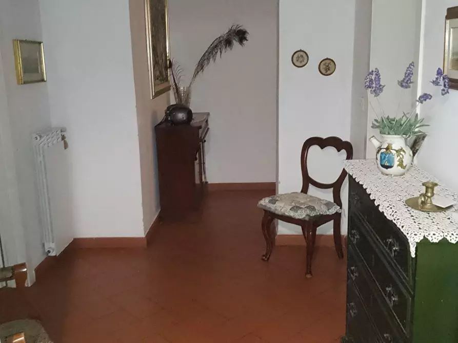 Immagine 5 di Appartamento in vendita  a Livorno