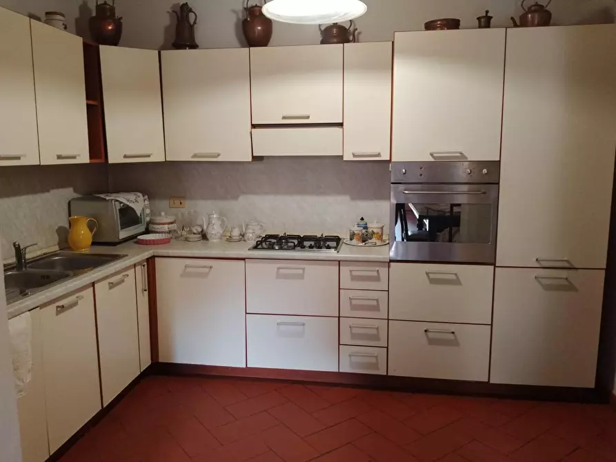 Immagine 12 di Appartamento in vendita  a Livorno