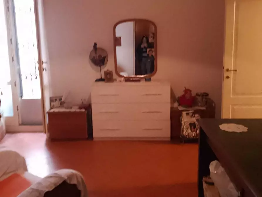 Immagine 17 di Appartamento in vendita  a Livorno
