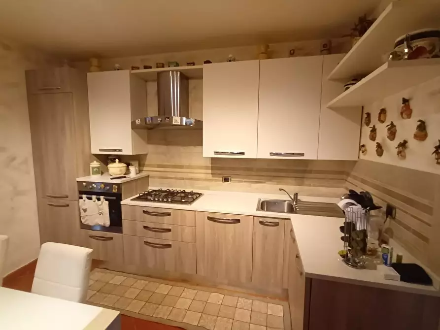 Immagine 36 di Villa in vendita  a Pescaglia