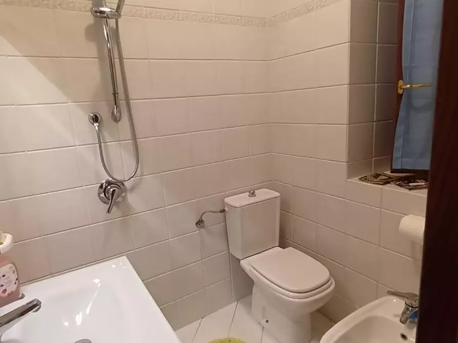 Immagine 19 di Villa in vendita  a Pescaglia