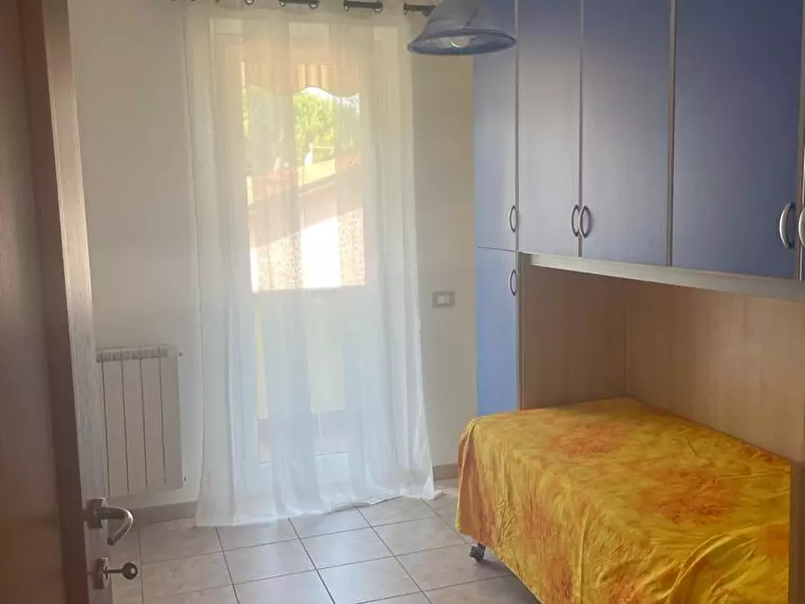 Immagine 19 di Villetta a schiera in vendita  a Carrara