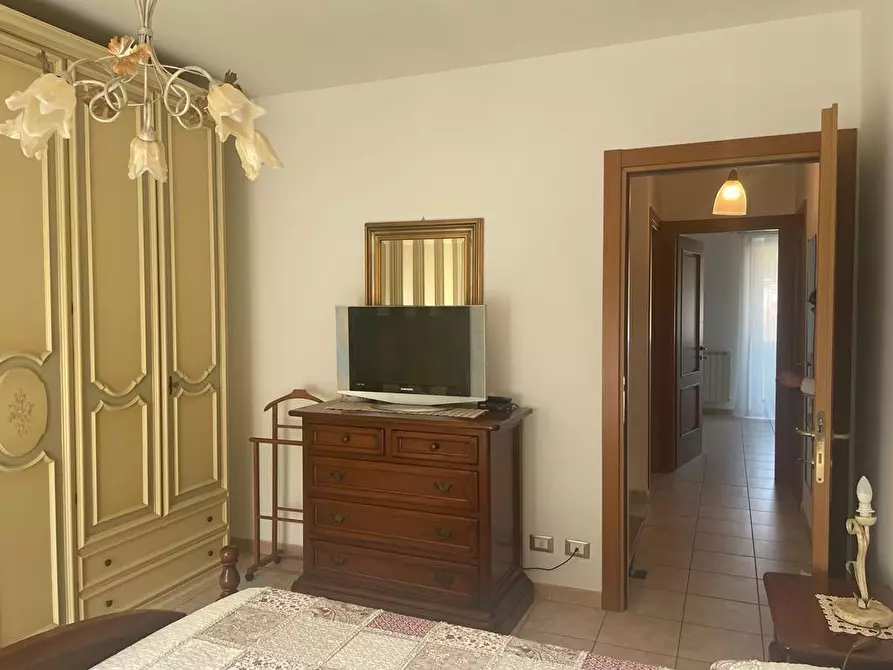 Immagine 14 di Villetta a schiera in vendita  a Carrara