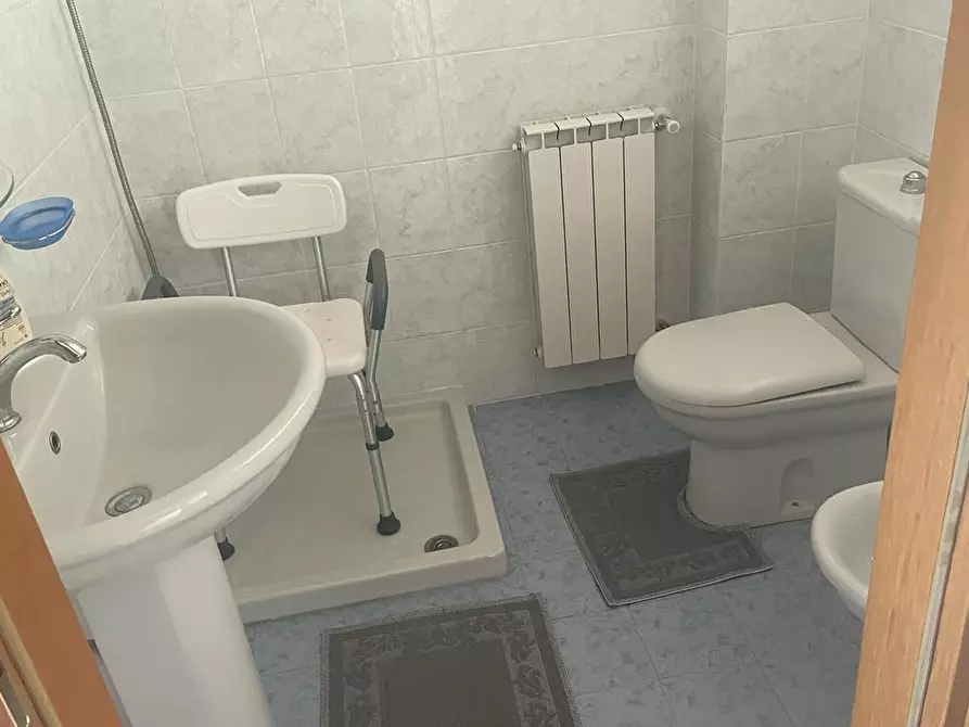 Immagine 31 di Villetta a schiera in vendita  a Carrara