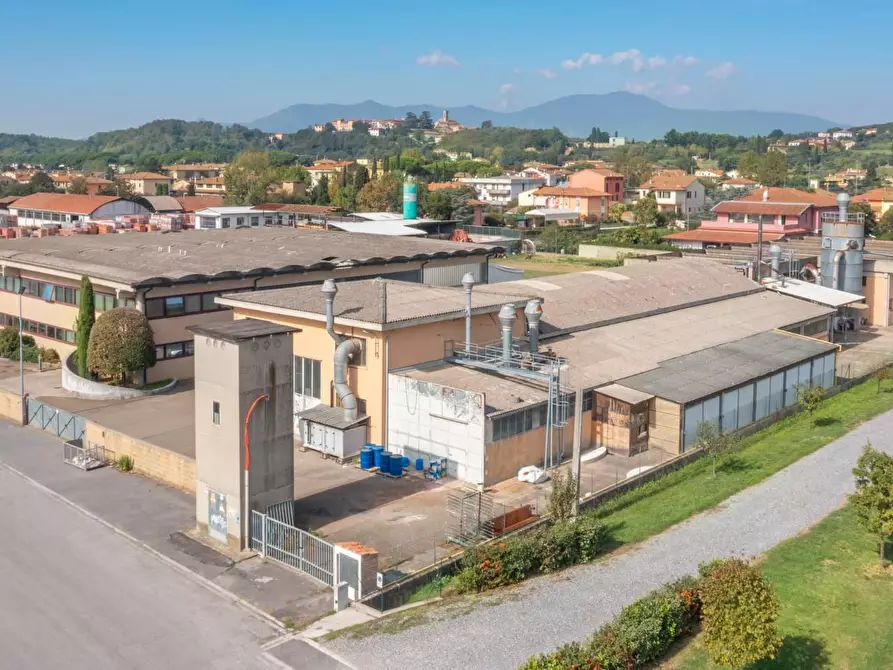 Immagine 1 di Capannone industriale in vendita  a Santa Maria A Monte