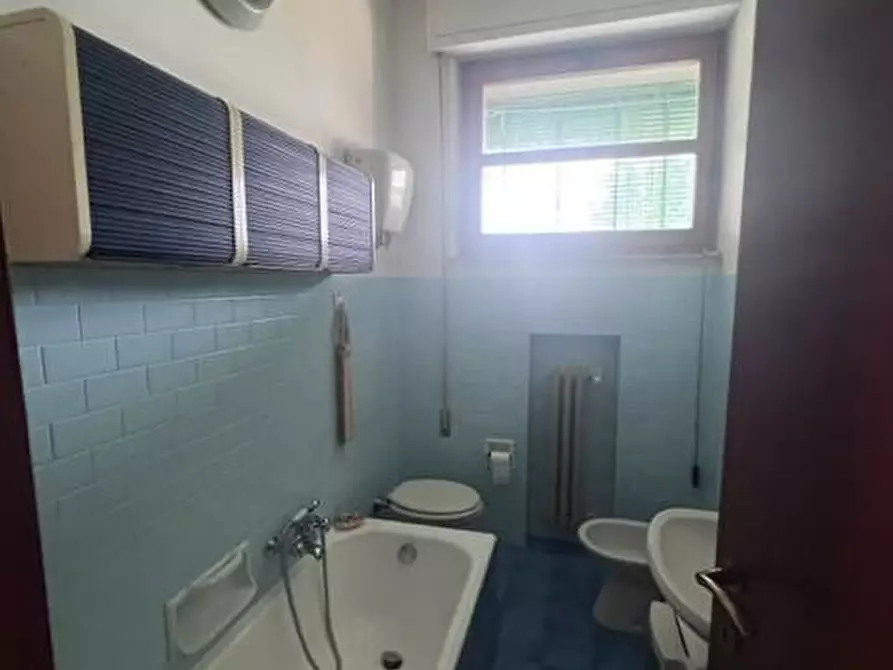 Immagine 9 di Appartamento in vendita  a Siena