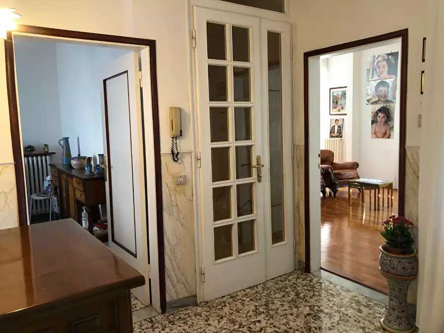 Immagine 11 di Appartamento in vendita  a Empoli